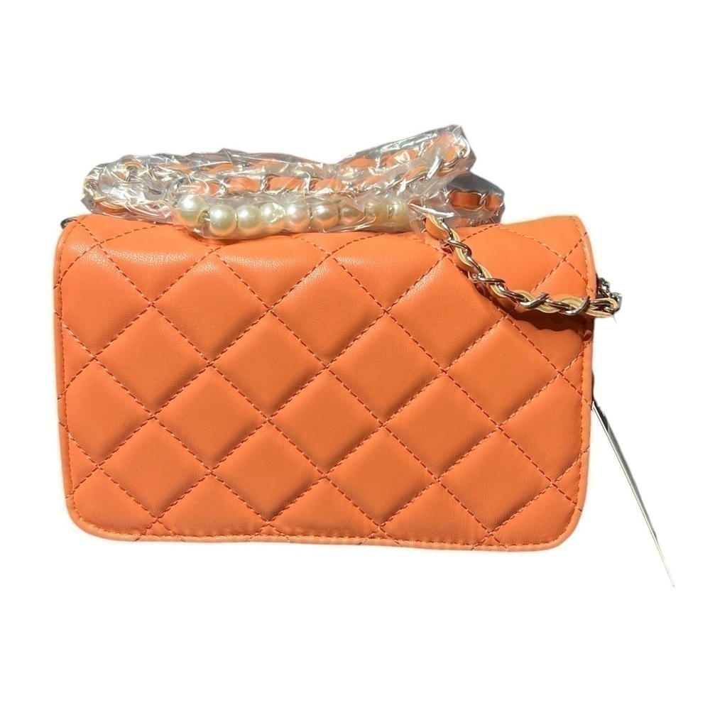 NWT Badgley Mischka Coral Diamond Quilted Crossbody - Picture 2 of 8